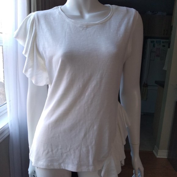 Metric Tops - 💕Metric S white frill top